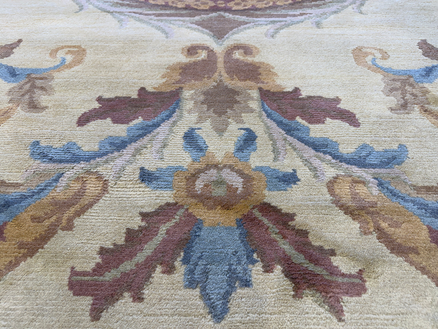 8’x9’10” Hand-Knotted Wool Aubusson Area Rug