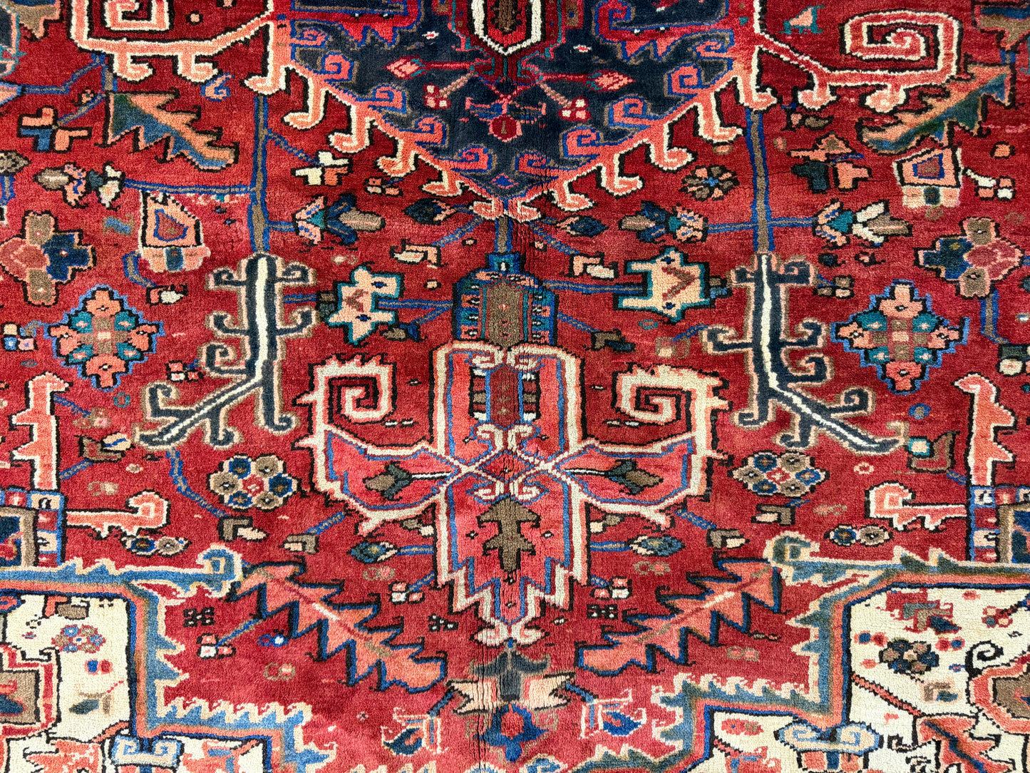 Hand-Knotted Persian Heriz Rug - 9’1”x11’11”