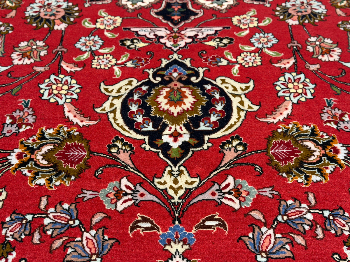Hand-Knotted 60 Raj Persian Tabriz Rug - 6'7"x9'10"