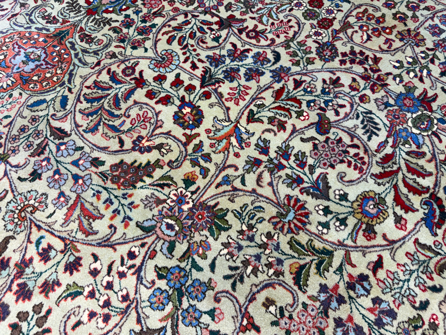 9’11”x13’5” Hand-Knotted Fine Wool Persian Kashan Area Rug