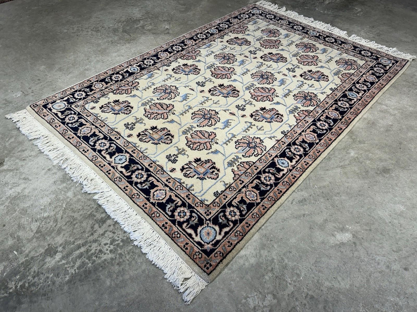 4’x5’10” Hand-knotted Wool All-Over Rug - Oriental Carpet 4x6