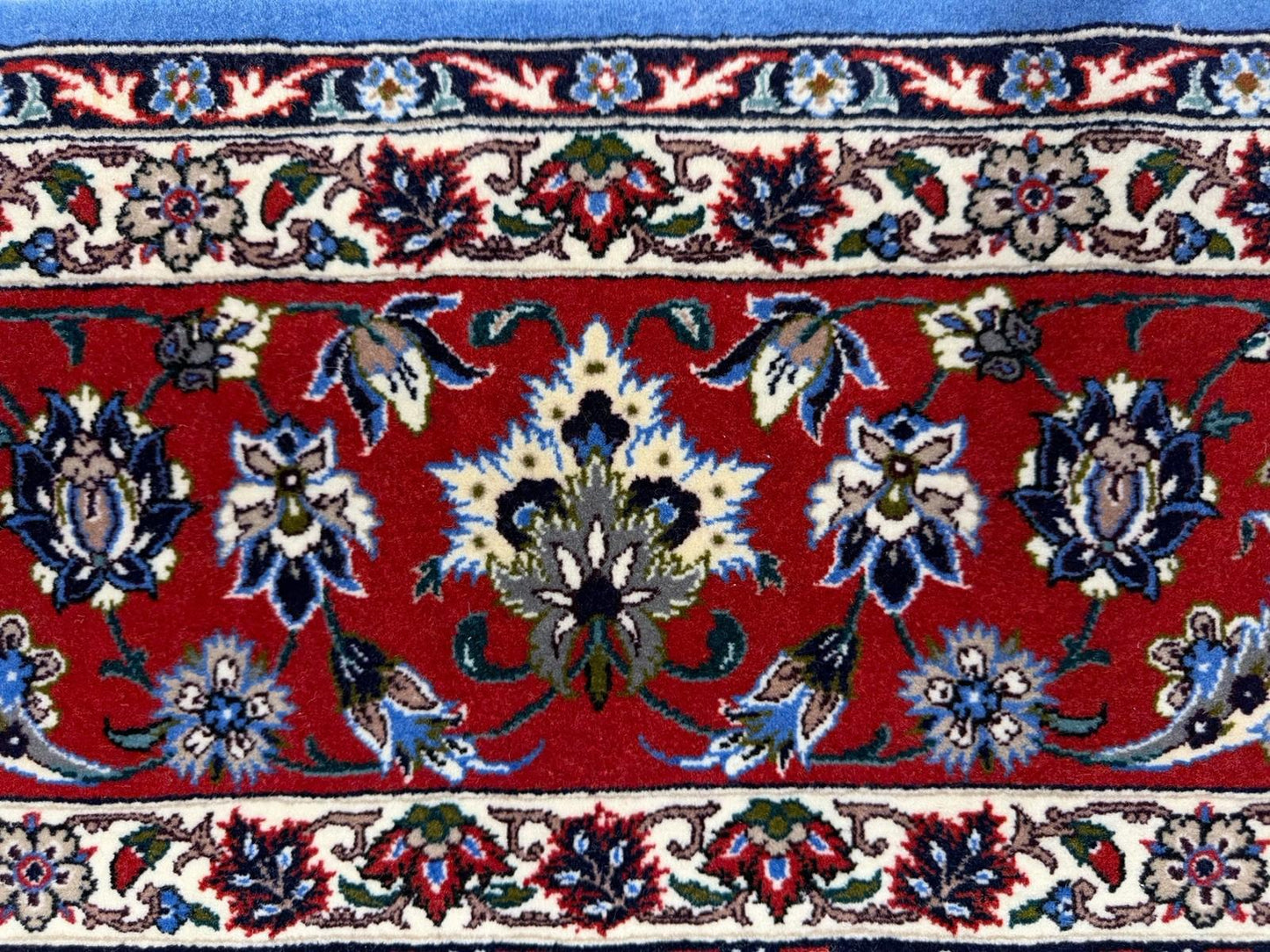 4’6”x7’9” Hand-Knotted Fine Wool & Silk Isfahane Area Rug - Blue 4x8