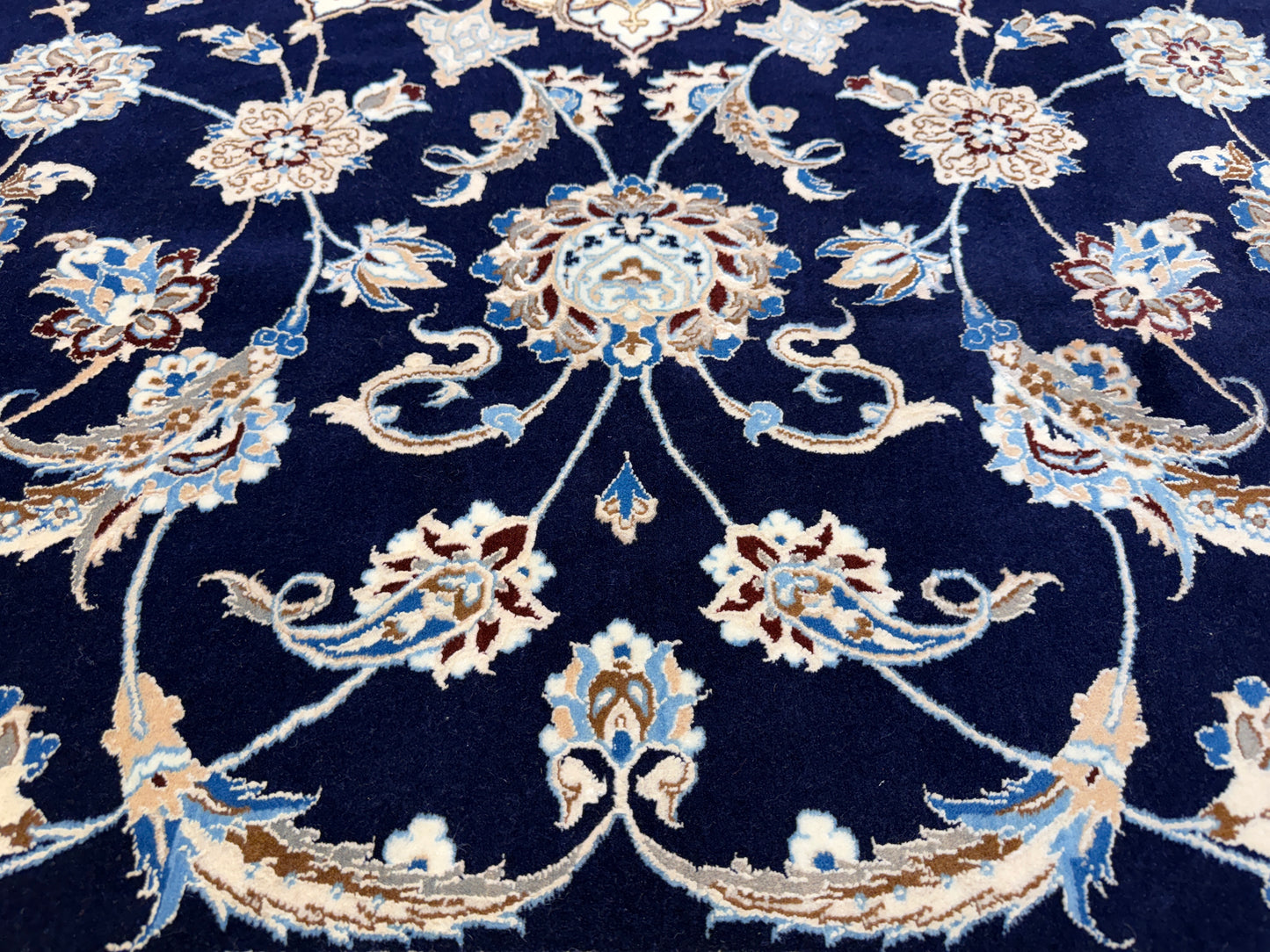 Hand-Knotted 6 La Persian Nain Rug - 10’2”x13’6”