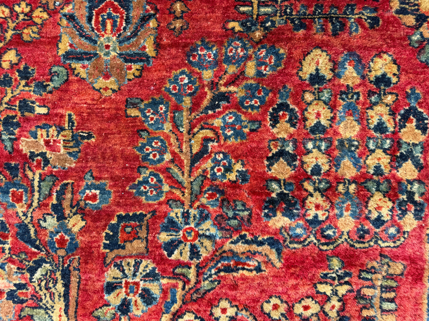 Hand-Knotted Persian Sarouk Rug - 10’1”x14’10”