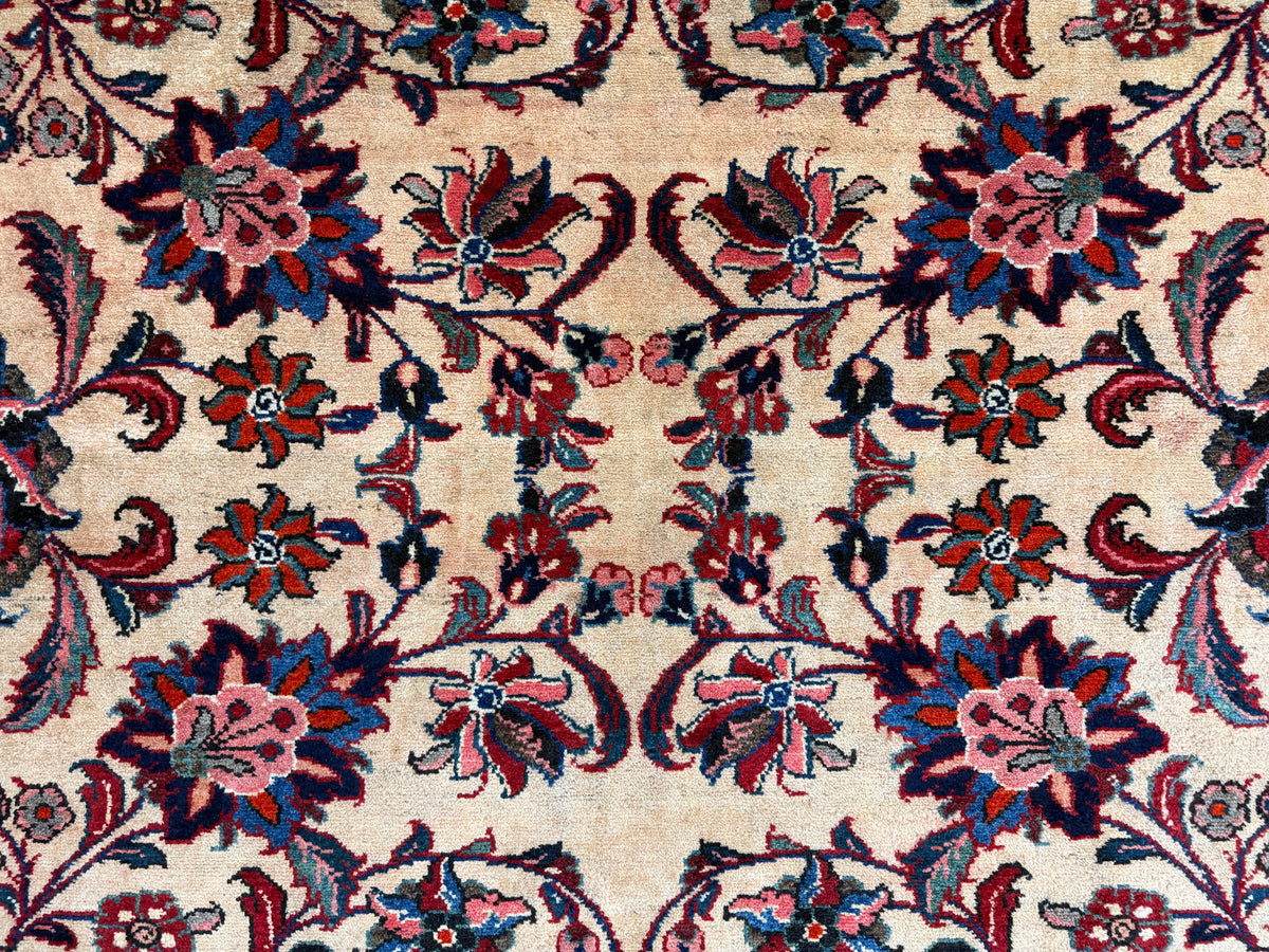 Hand-Knotted Persian Bakhtiari Rug - 5'1"x10'3"