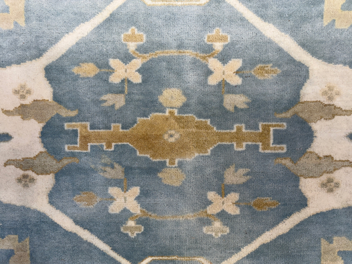 7’10”x10’ Hand-Knotted Wool Oushak Area Rug
