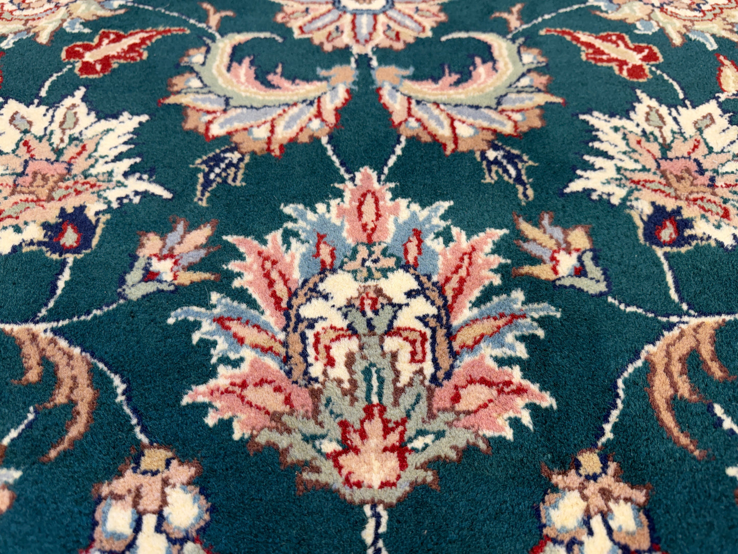8’x10’ Hand-Knotted IndoKashan Oriental Area rug
