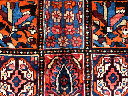 Hand-Knotted Persian Bakhtiari Rug - 9’9”x13’4”