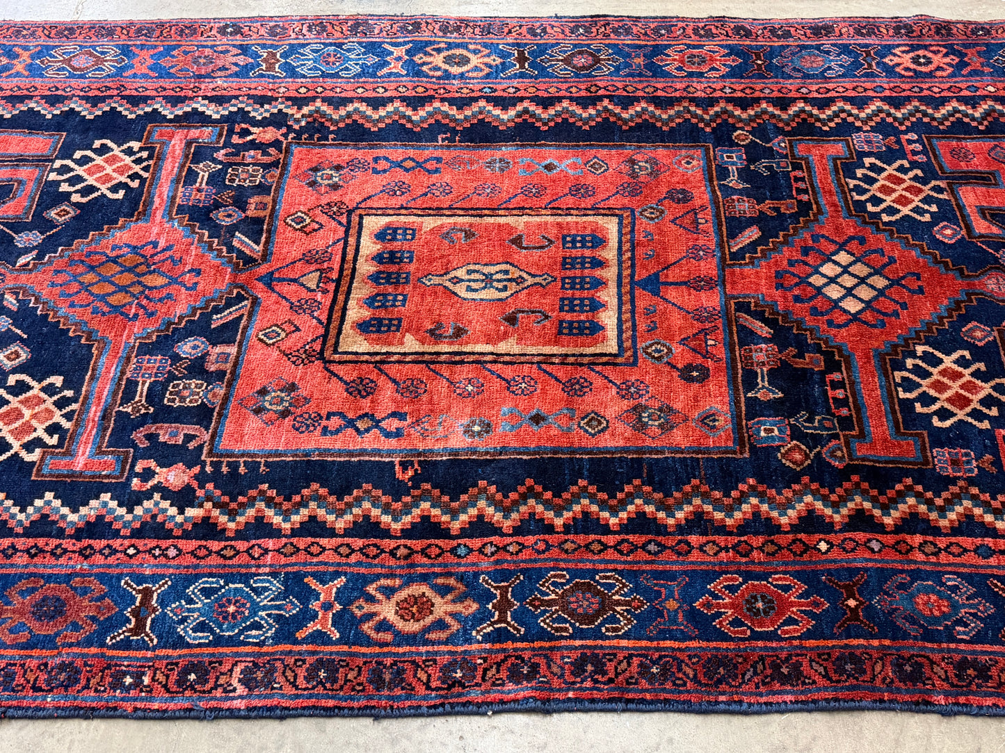 Hand-Knotted Persian Bidjar Rug - 5’10”x9’10”