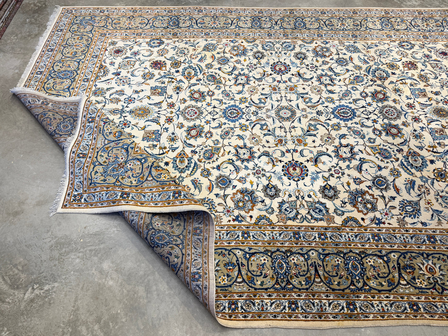 9’4”x13’3” Hand-Knotted Wool Persian Kashan Area Rug