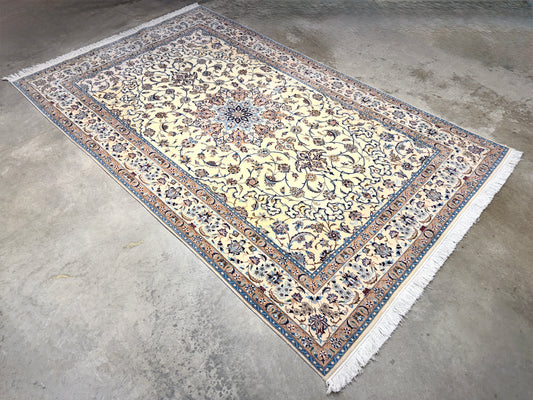 Hand-Knotted 6 La Persian Nain Rug - 5’3”x8’8”