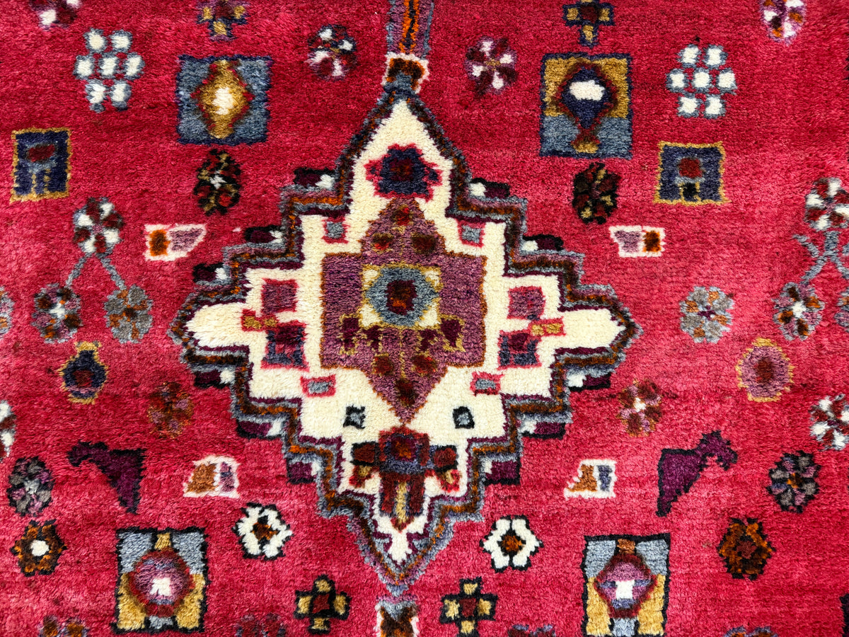 Hand-Knotted Persian Hamadan Rug - 5'3”x7’2”