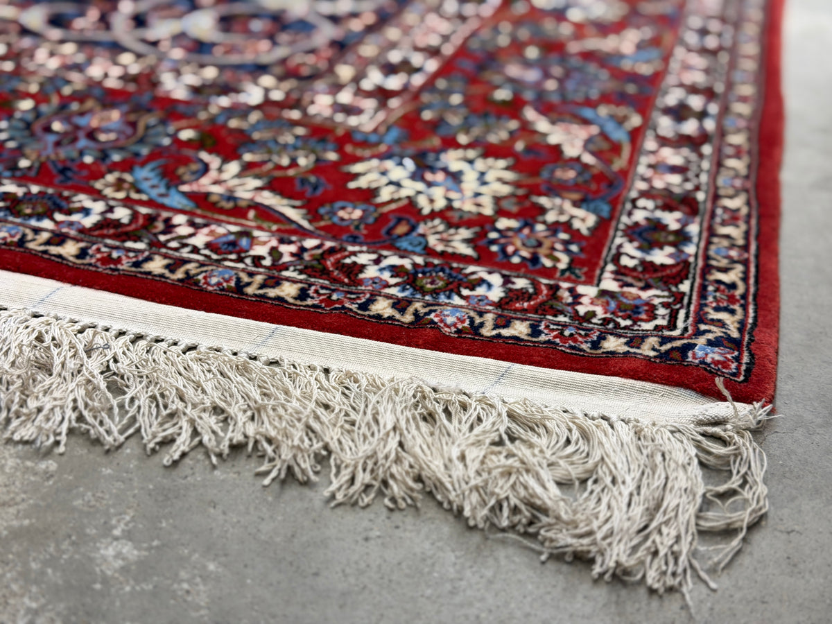 Hand-Knotted Persian Isfahan Rug - Signed Seirafian - 6’6”x10’2”