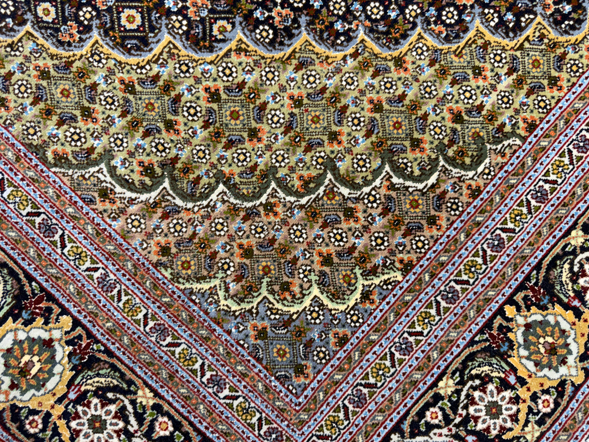 Hand-Knotted Persian Tabriz Mahi Rug - 5'x6'9"