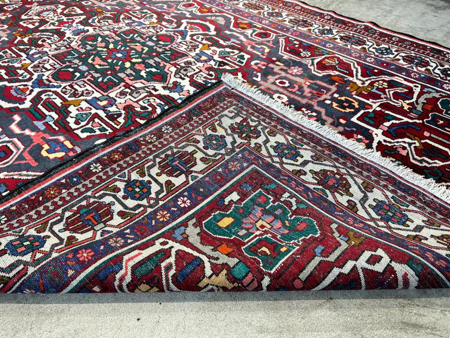 6'10"x10'3" Handmade 100% Wool Persian Bakhtiari Rug
