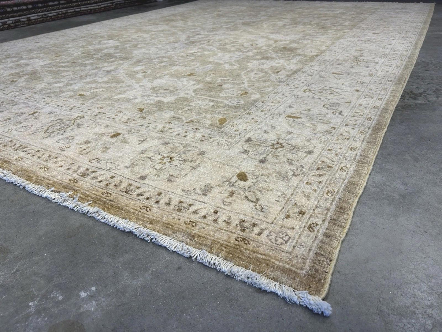 7’9”x10’10” Hand-Knotted Wool Oushak All-over Area Rug