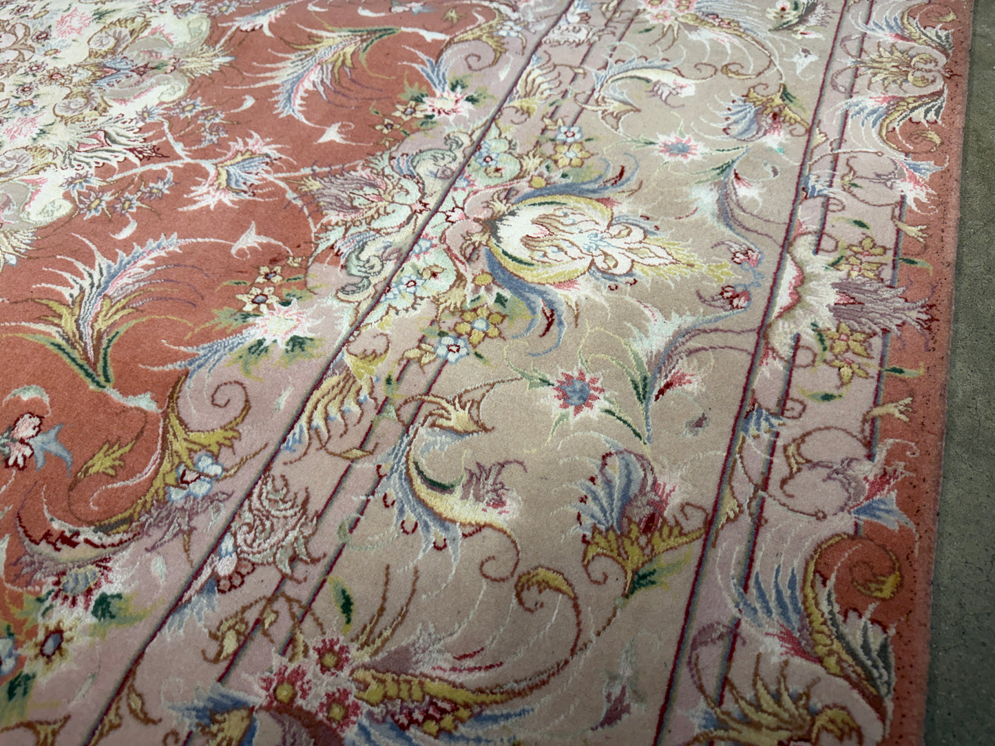 Hand-Knotted 60 Raj Persian Tabriz Rug - Signed Beheshti - 6’7”x9’9”