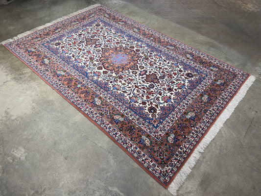 Hand-Knotted Persian Isfahan Rug - 5’3”x8’1”