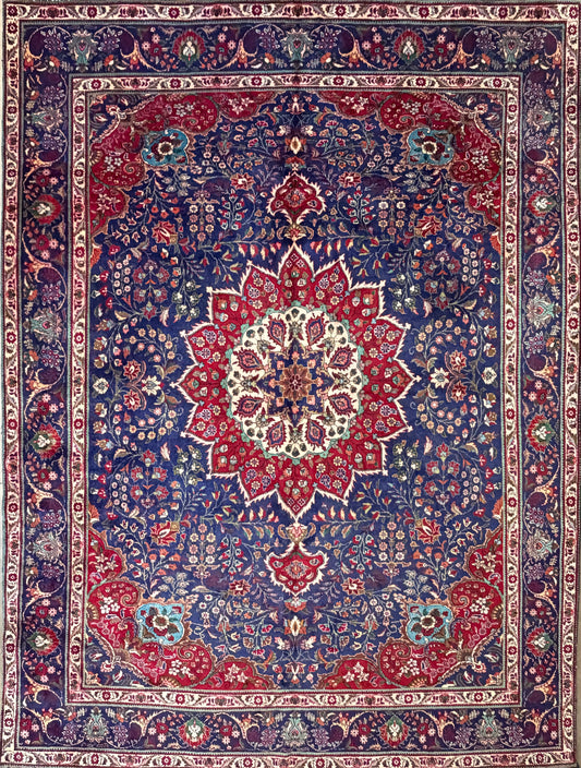 9’11”x13’3” Hand-Knotted Persian Tabriz Rug