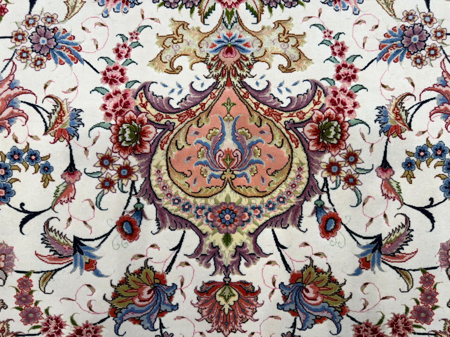 9’9”x13’3” Fine Hand-Knotted Persian Tabriz Signed Area Rug