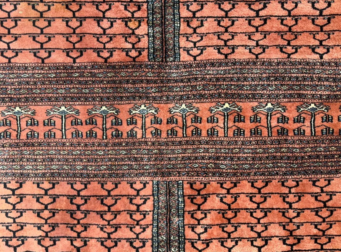 Hand-Knotted Bokhara Rug - 9'x12'