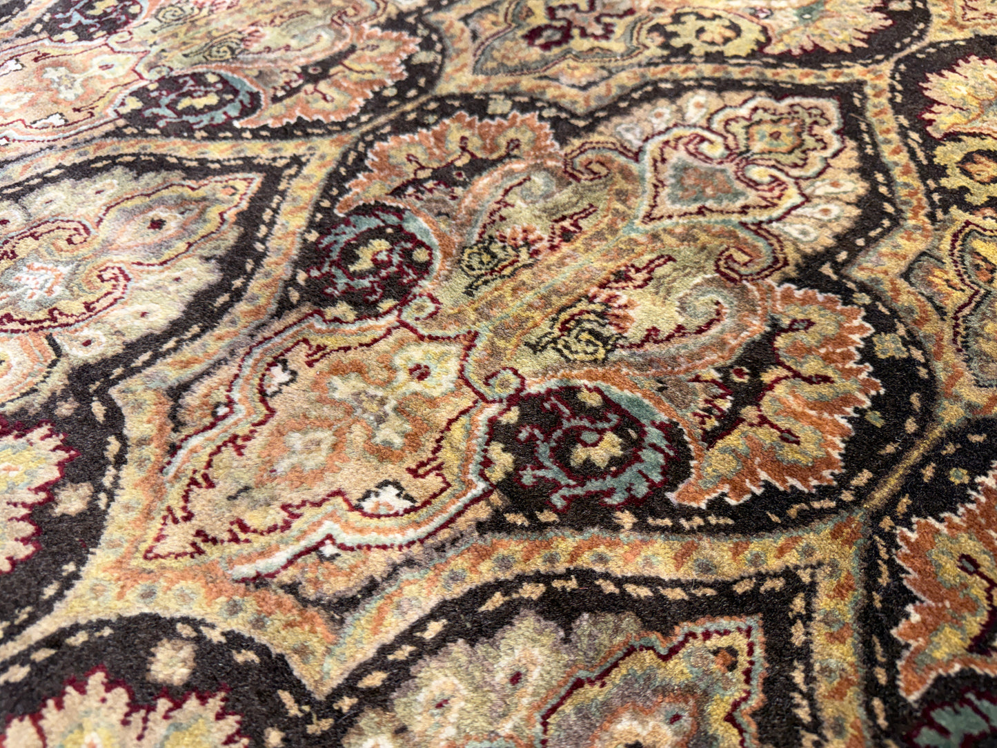 9’7”x13’11” Hand-Knotted Wool PakPersian Area Rug