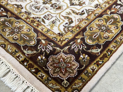 Hand-Knotted Agra Rug - 5’2”x7’