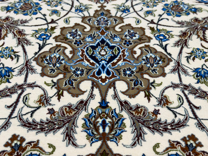 Hand-Knotted Persian Isfahan Rug - Signed Zolfaghari - 6’9”x10’6”