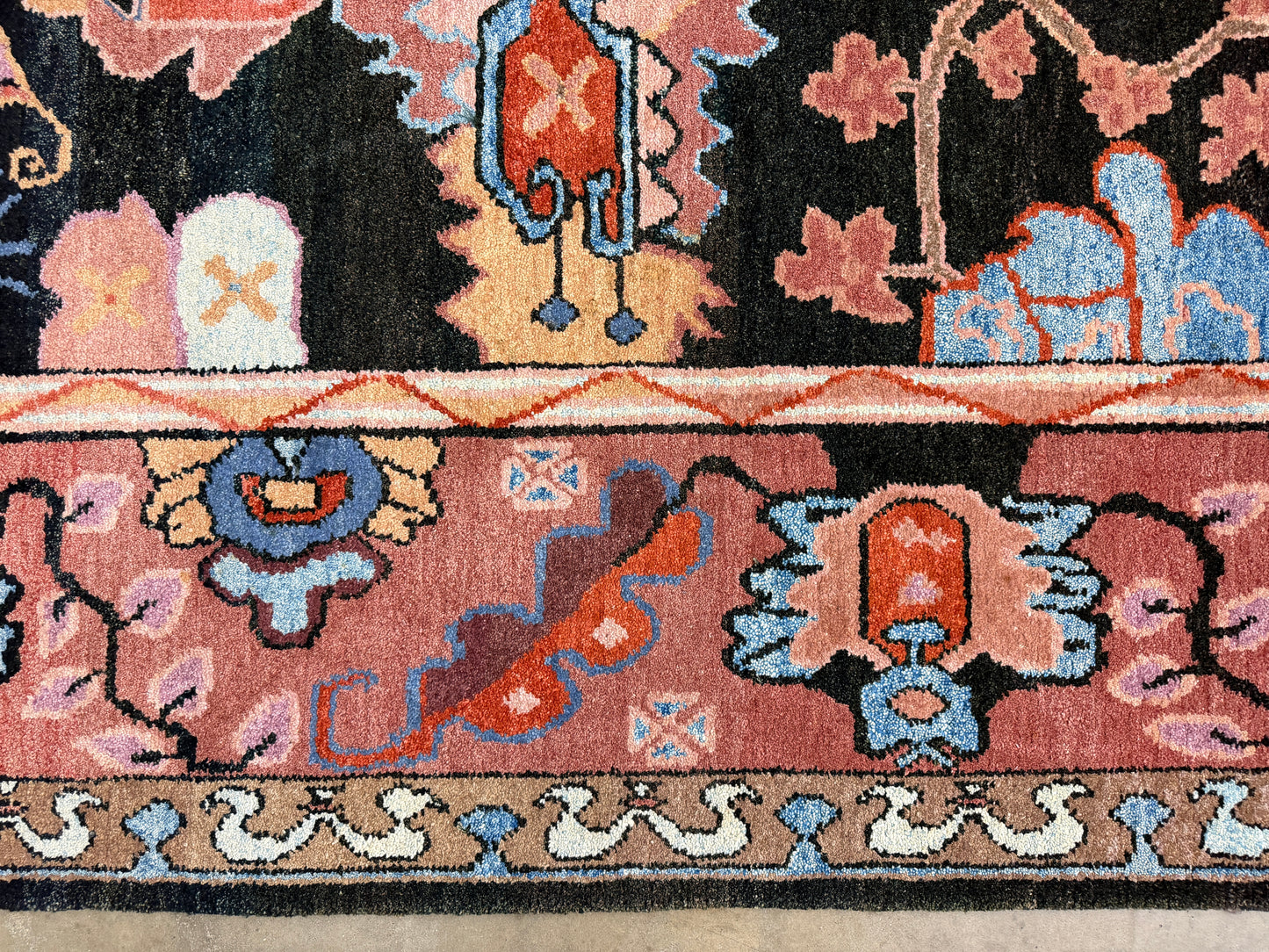 Hand-knotted Oushak Rug - 11’x12’