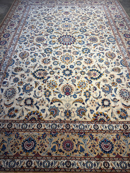 10’6”x14’6” Hand-Knotted Persian Kashan Area Rug