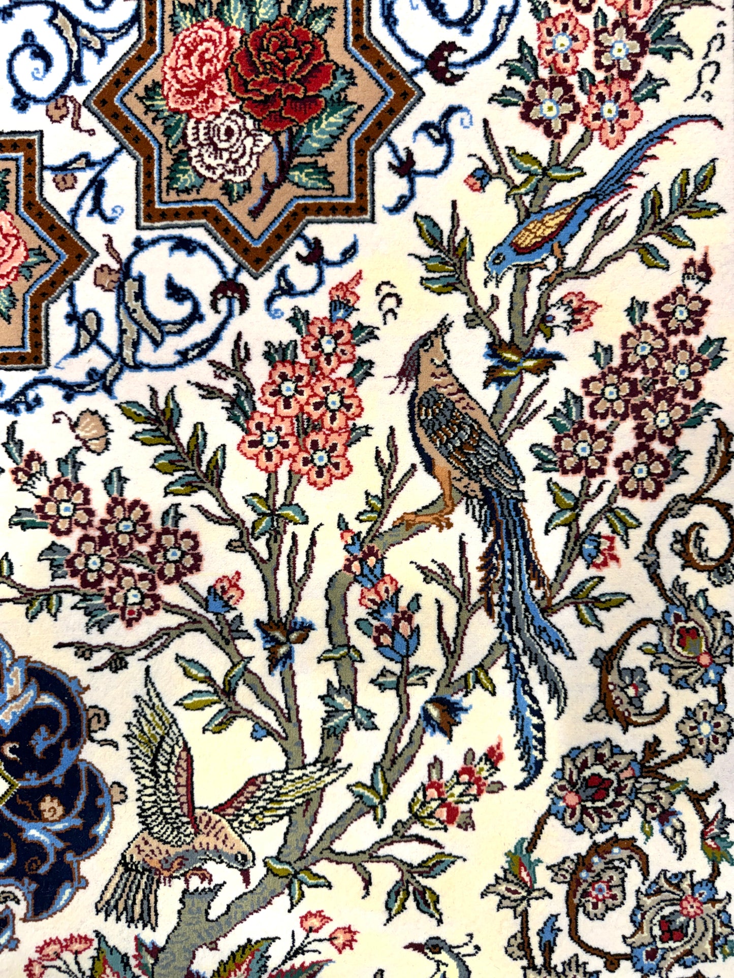 Hand-Knotted Persian Isfahan Rug -Garden of Birds- Signed Fakharian - 4’9”x7’2”
