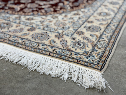 Hand-Knotted 6 La Persian Nain Rug - 4'1"x6'4"