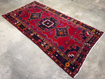 Hand-Knotted Persian Hamadan Rug - 4'x7'5"