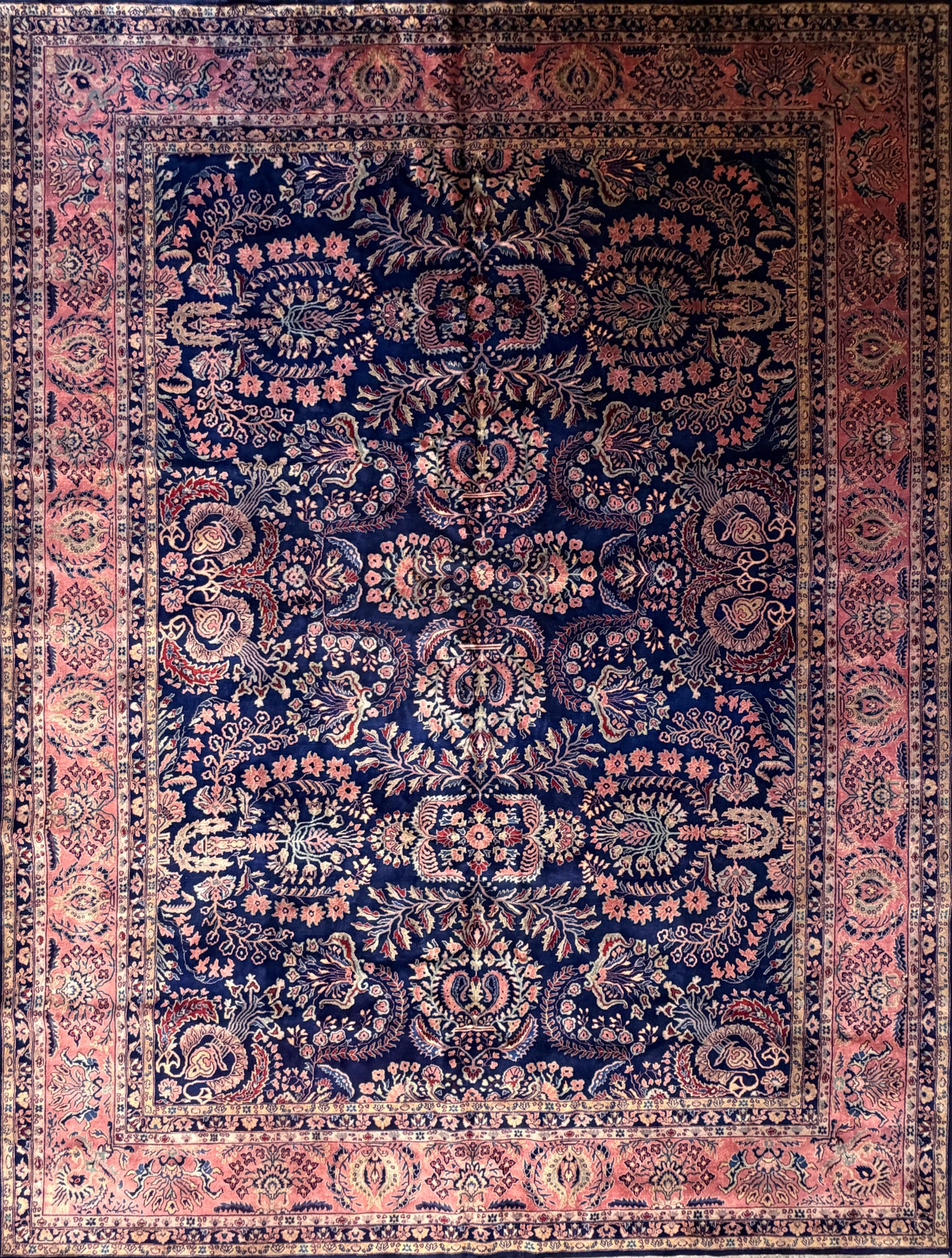 10’4”x13’8” Fine Hand-Knotted IndoSarouk Area rug