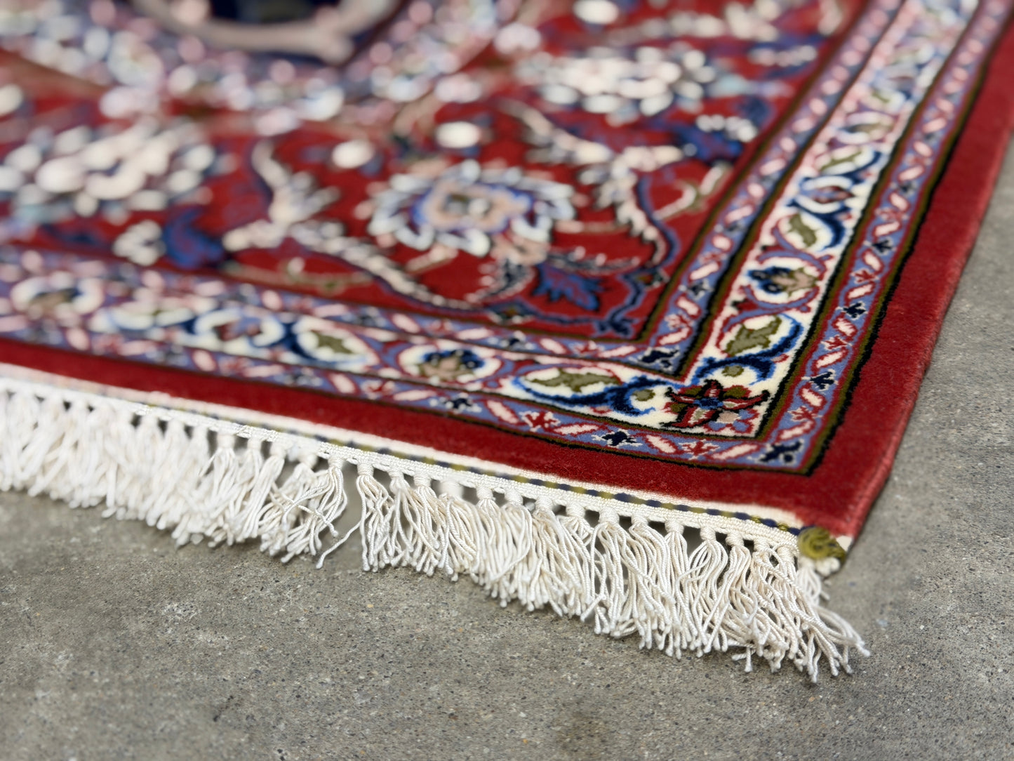 Hand-Knotted Persian Isfahan Rug - Signed Seirafian - 5’x7’4”