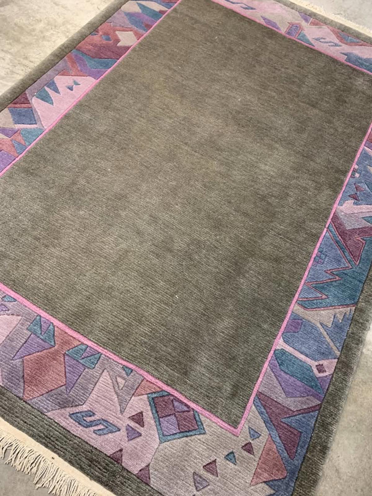 5'7"x8' Handmade 100% Wool Tibetian Rug