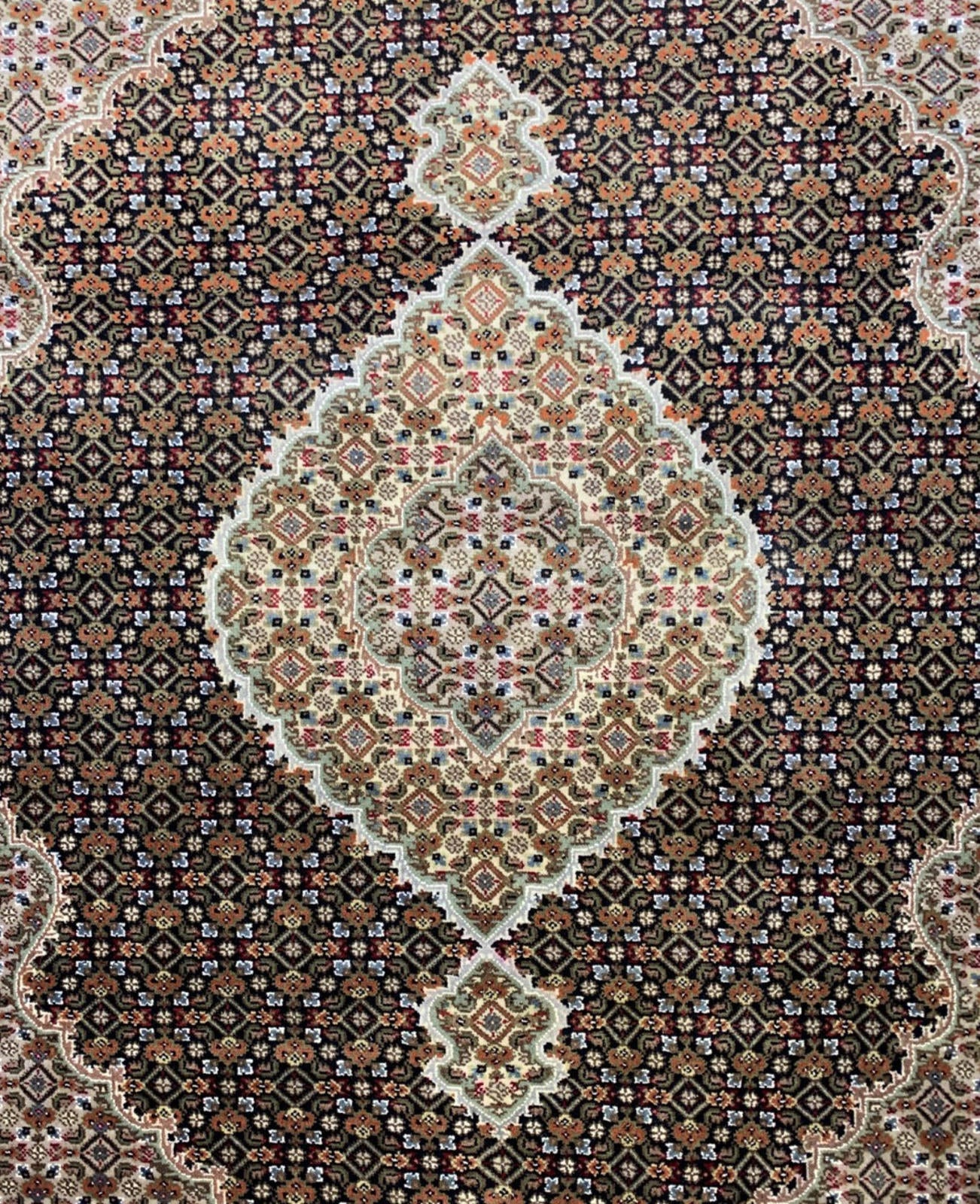 5'7"x7'7" Hand-Knotted Silk & Wool Tabrize Area Rug - Handmade Carpet 5x7