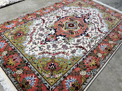 3'1"x5'3" Very Fine Handmade Wool & Silk  Persian Tabriz Rug