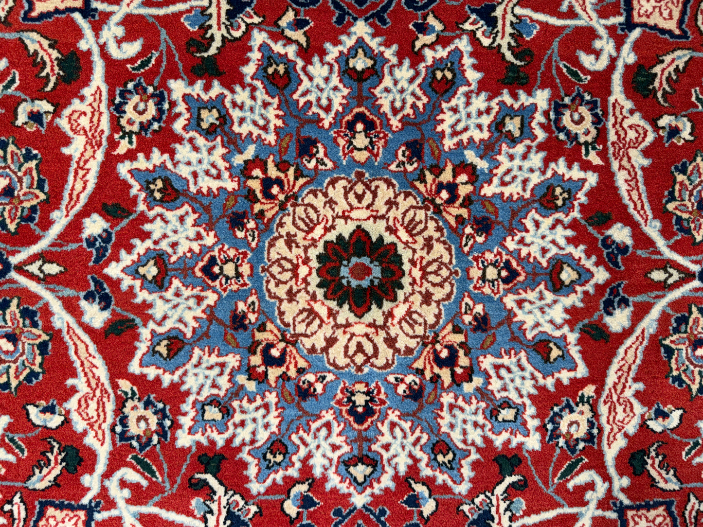 Hand-Knotted Persian Isfahan Rug - 5’1”x6’10”