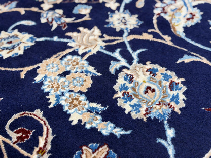 Hand-Knotted Persian Nain 9 La Rug - 6'5"x10'1"