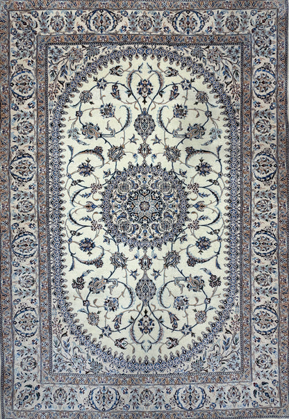 Hand-Knotted 6 La Persian Nain Rug - 4'4"x6'4"