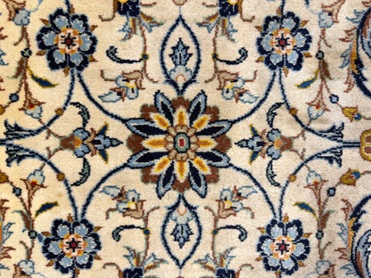 Hand-Knotted Persian Kashan Rug - 4’5”x7’5”