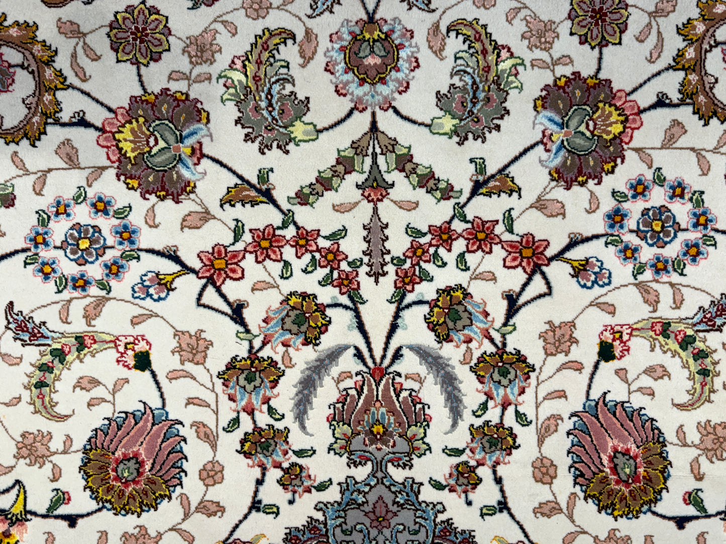 Hand-Knotted 60 Raj Persian Tabriz Rug - 9’10”x13’7”
