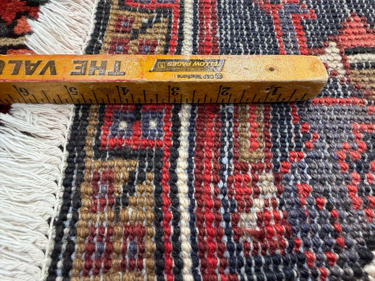 Hand-Knotted Persian Heriz Rug - 6'7"x10'4"
