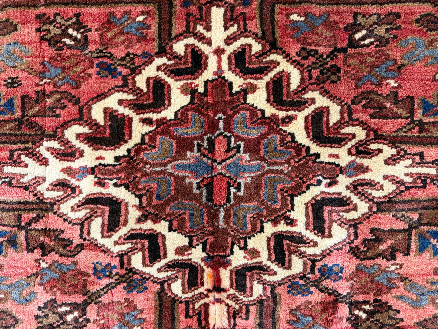 9’9”x11’2” Hand-Knotted Persian Heriz Rug