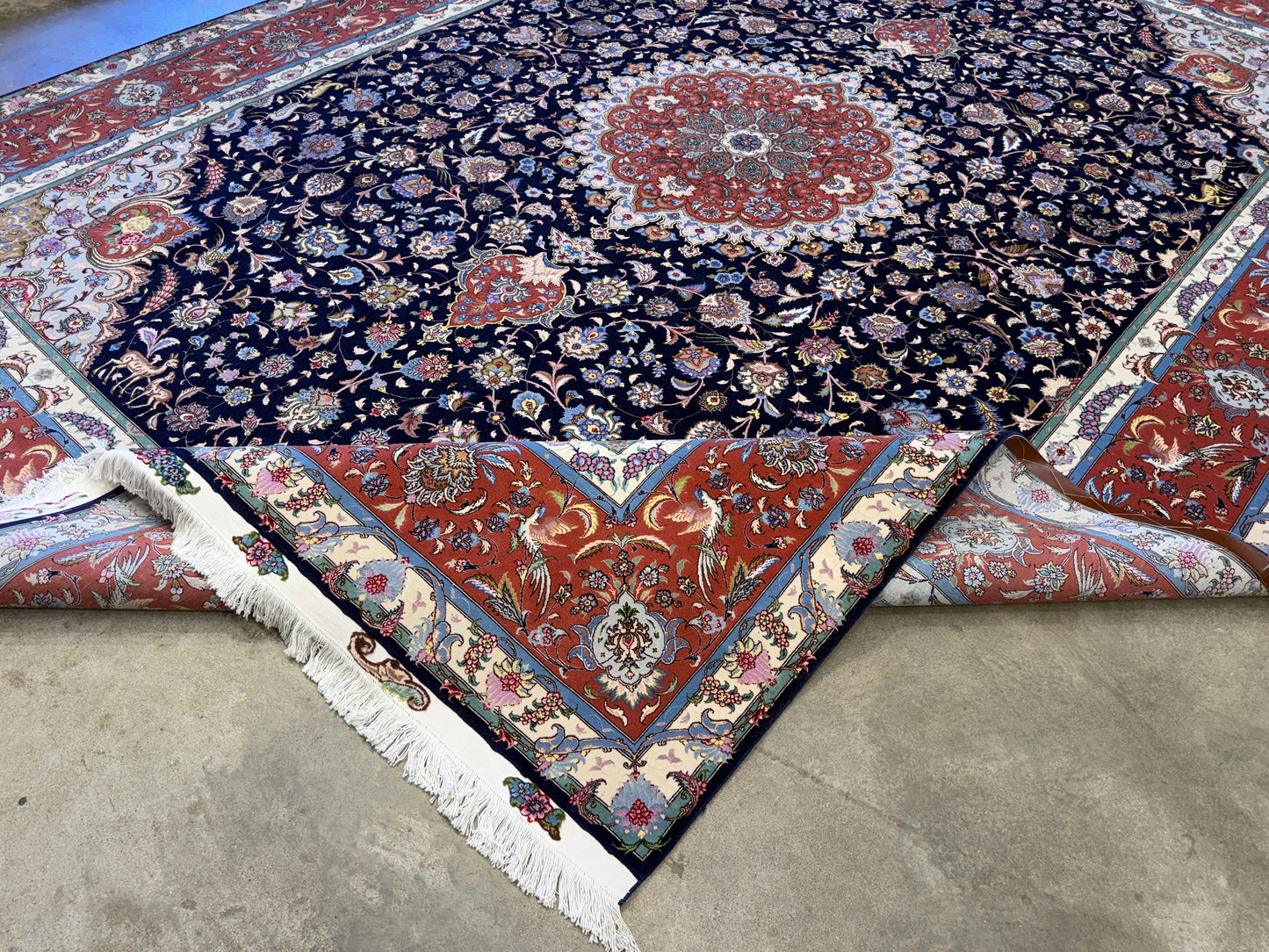 10’x13’7” Very Fine Hand-Knotted Signed Persian Tabriz Area Rug