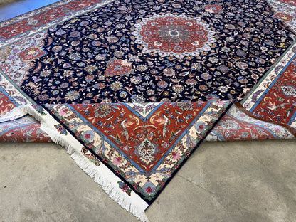 10’x13’7” Very Fine Hand-Knotted Signed Persian Tabriz Area Rug