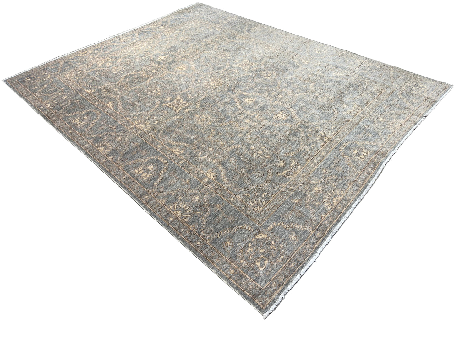 Hand-Knotted Oushak Rug - 8’1”x9’11”