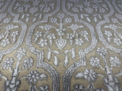 7’9”x10’ Hand-Knotted Carved Wool & Silk All-Over Area Rug