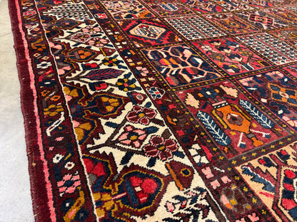 Hand-Knotted Persian Bakhtiari Rug - 9’8”x12’4”